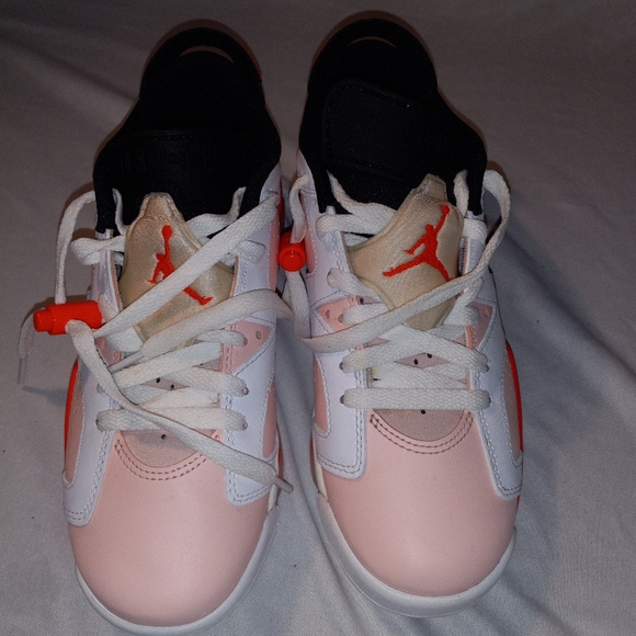 Jordan Other - NIKE  Air  Jordan  Retro 6 Atmosphere.  SIZE 5.5Y.  Color Pink/White.